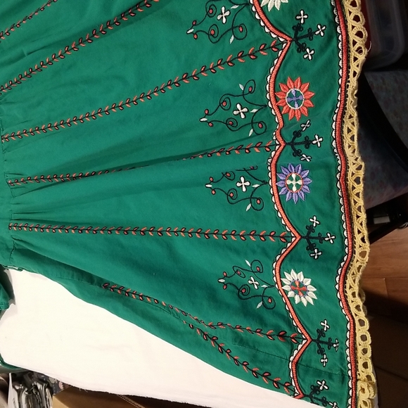 Romeo & Juliet Couture green embroidered, romantic mini dress. Size L All cotton - Picture 4 of 6